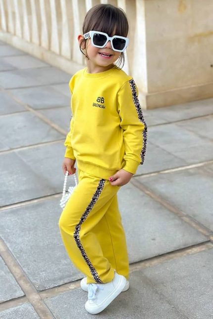 ست بلوز شلوار دورس بالنسیاگا کد 1650 رنگ زرد